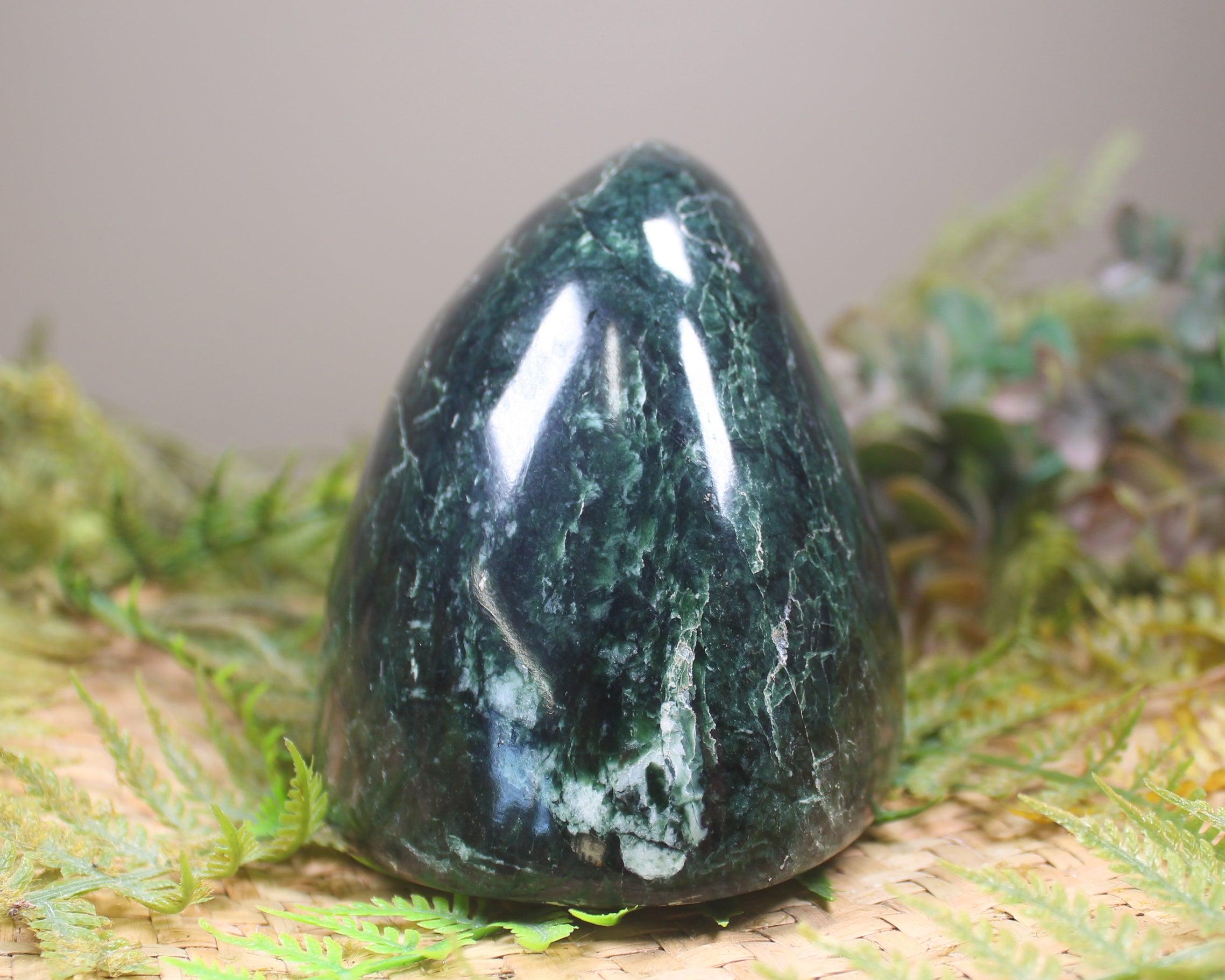 Freeform Serpentine Pounamu Sculpture - NZ Greenstone
