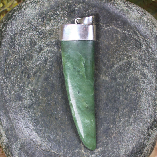 Taniwha Tooth or Niho carved from Kawakawa Pounamu - NZ Greenstone