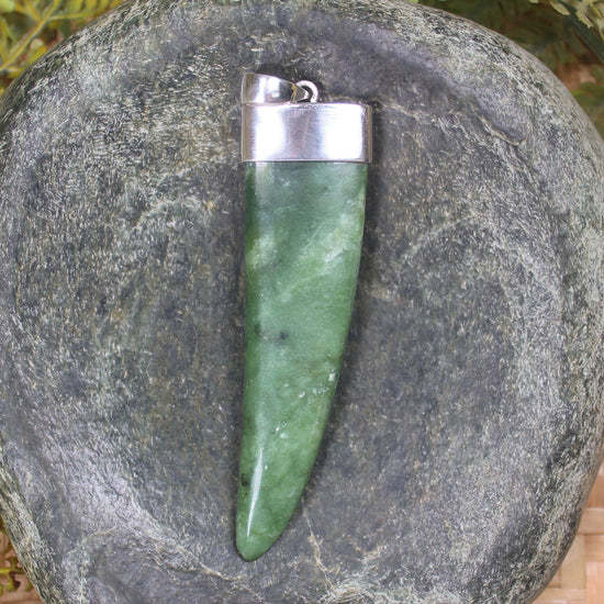 Taniwha Tooth or Niho carved from Kawakawa Pounamu - NZ Greenstone