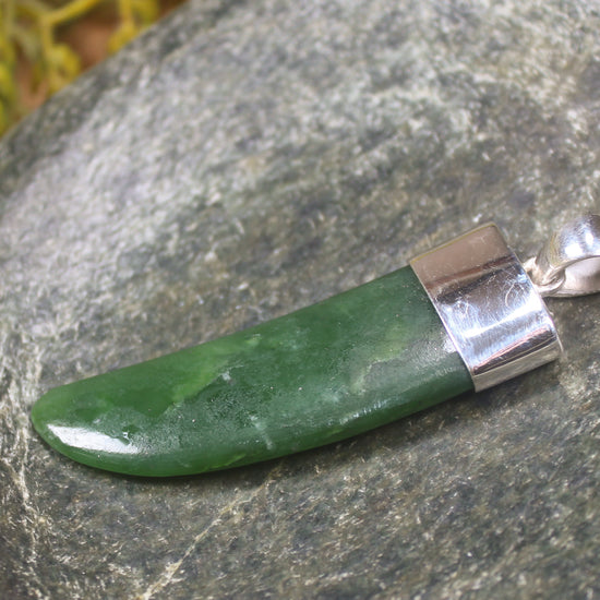 Taniwha Tooth or Niho carved from Kawakawa Pounamu - NZ Greenstone