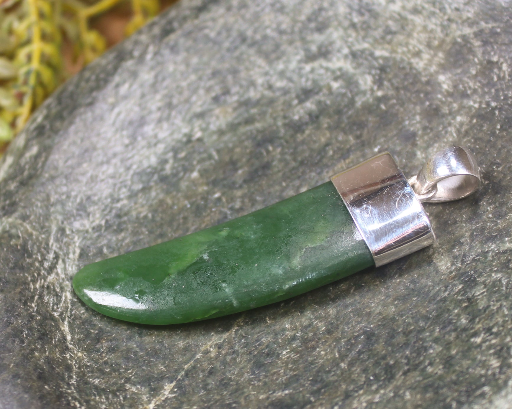 Taniwha Tooth or Niho carved from Kawakawa Pounamu - NZ Greenstone