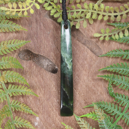 Kawakawa Pounamu Toki