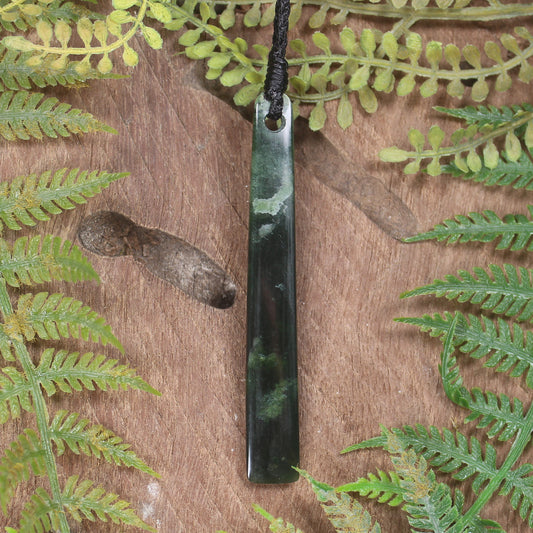 Kawakawa Pounamu Toki
