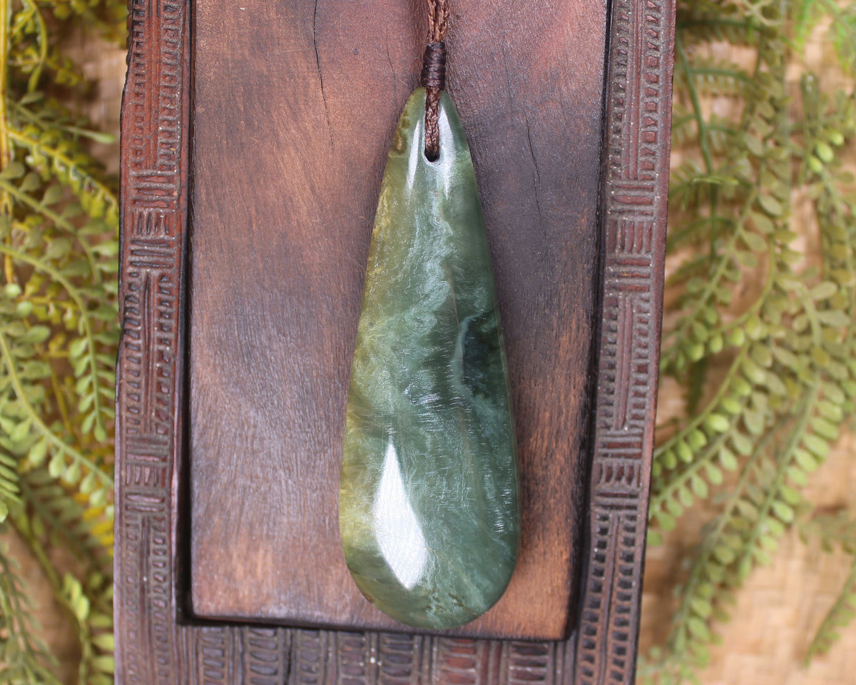 Flower Jade Pounamu - NZ Greenstone