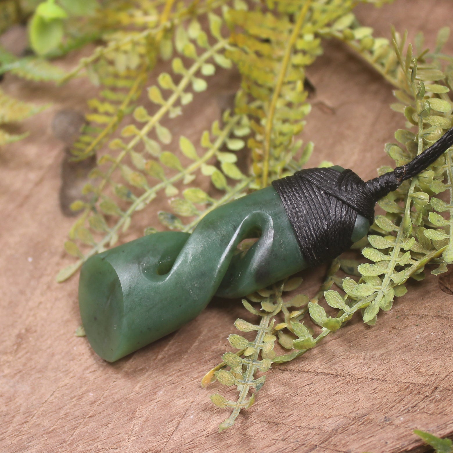 Hapopo Pounamu Toki twist pendant - NZ Greenstone