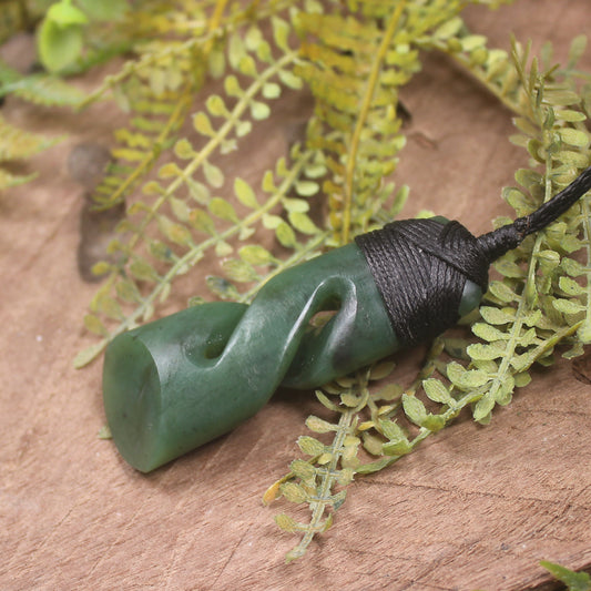Hapopo Pounamu Toki twist pendant - NZ Greenstone