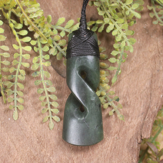 Hapopo Pounamu Toki twist pendant - NZ Greenstone