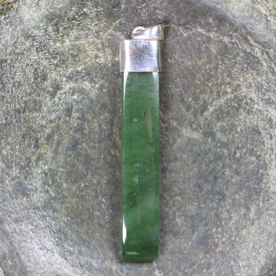 Hapopo Pounamu pendant set in Sterling Silver - NZ Greenstone