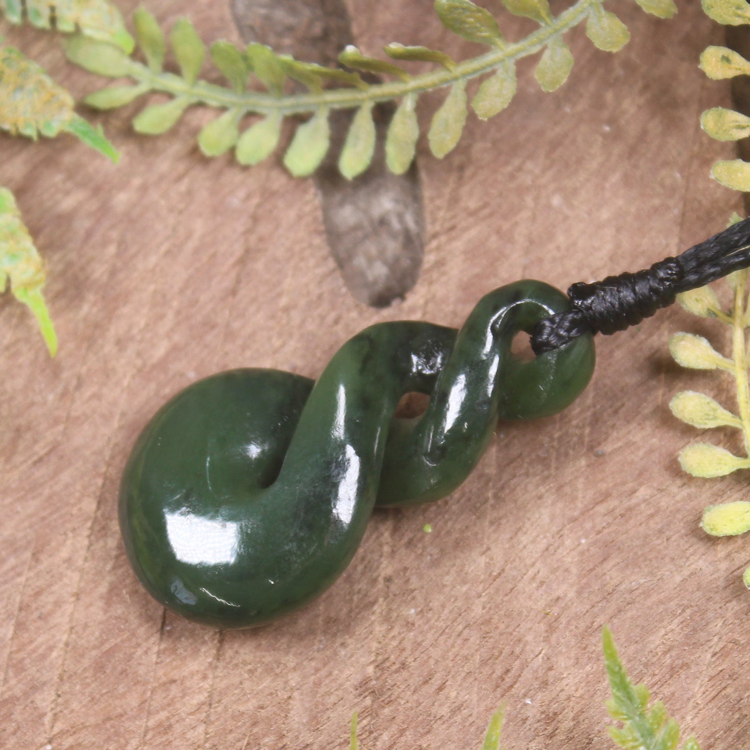 Twist carved from Rimu Pounamu - NZ Greenstone