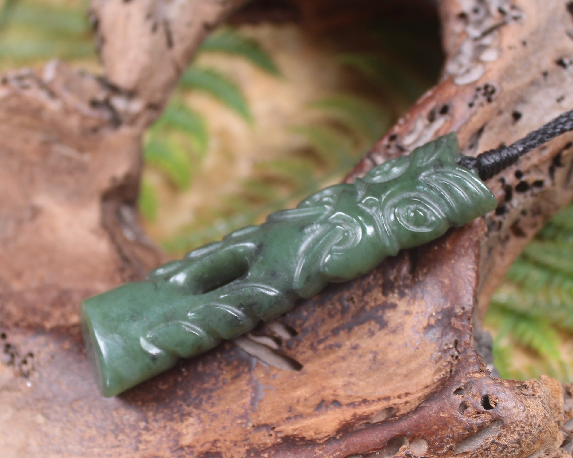 Hapopo Pounamu Tekoteko Pendant
