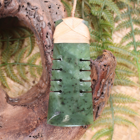Hapopo Pounamu Toki