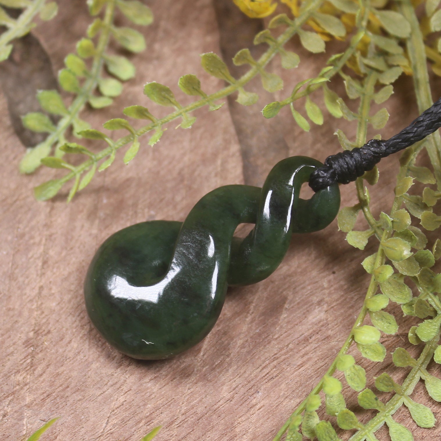Twist carved from Kawakawa Pounamu - NZ Greenstone