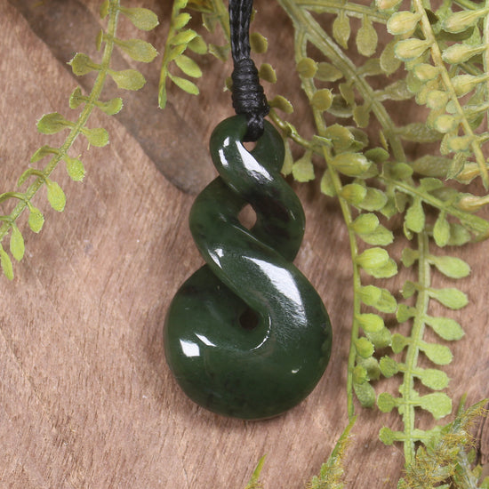 Twist carved from Kawakawa Pounamu - NZ Greenstone