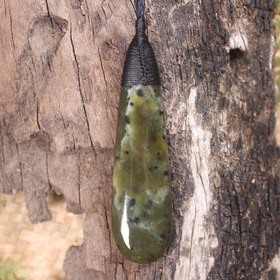 Rimu Pounamu Roimata Pendant - NZ Greenstone
