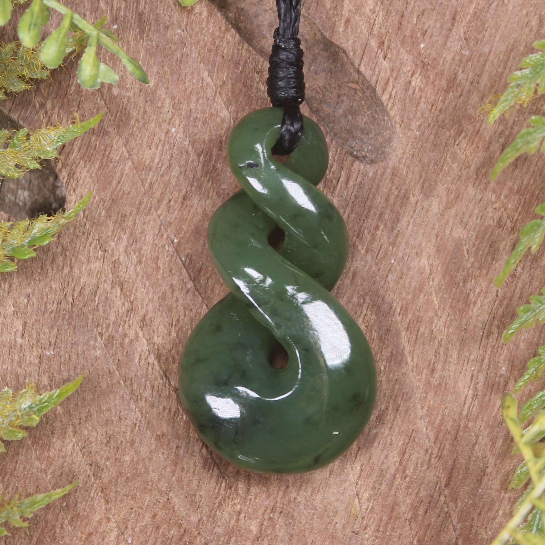 Twist carved from Kawakawa Pounamu - NZ Greenstone