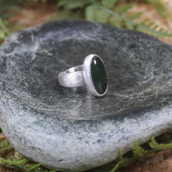 Sterling Silver Kawakawa Pounamu Ring - NZ Greenstone