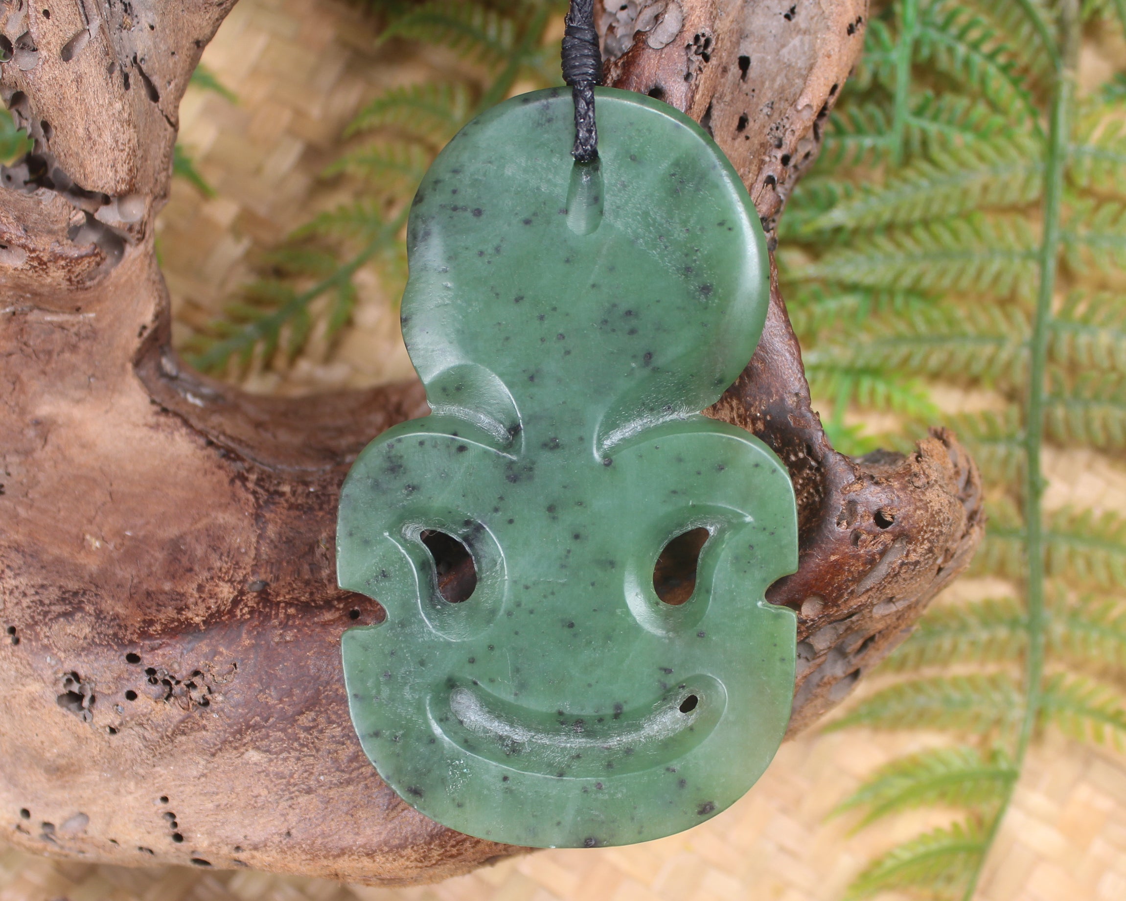 Hapopo Pounamu Hei Tiki - NZ Greenstone