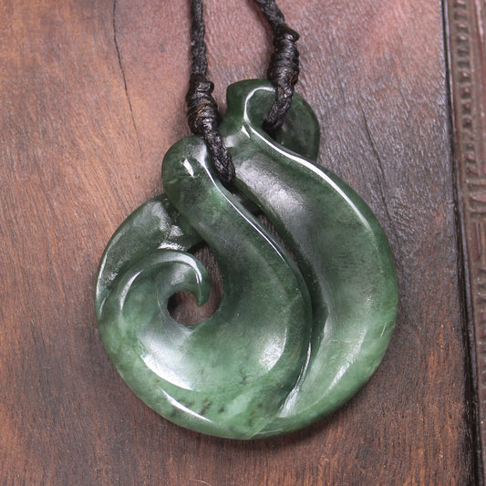 Koru Twist or Pikorua carved from Kawakawa Pounamu - NZ Greenstone