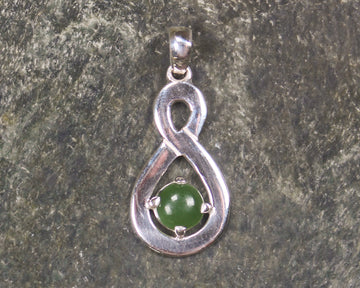 Hapopo Pounamu pendant set in Sterling Silver - NZ Greenstone
