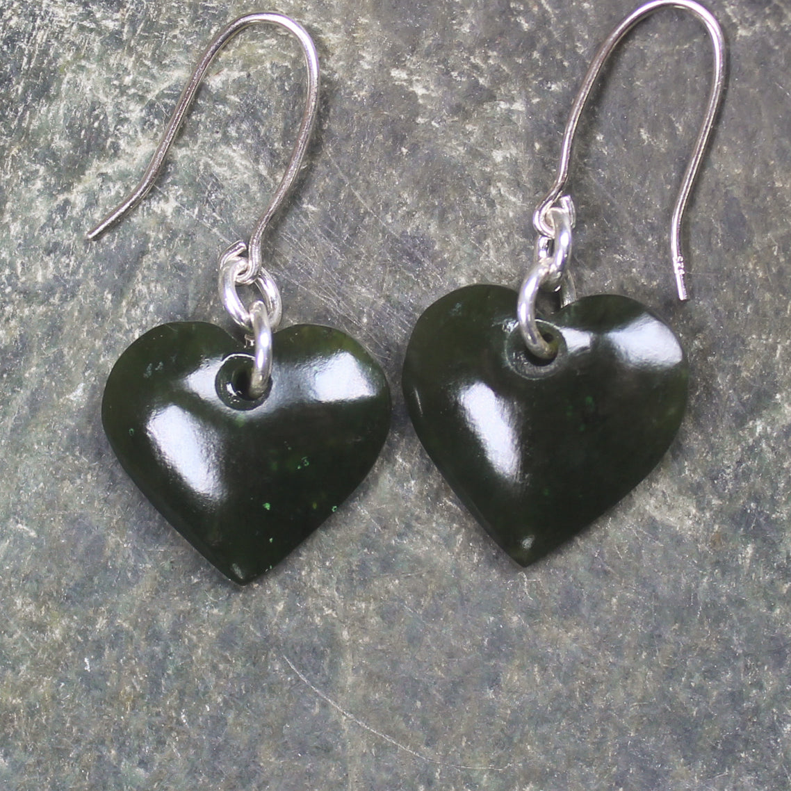 Heart Earrings carved from Kawakawa Pounamu - NZ Greenstone