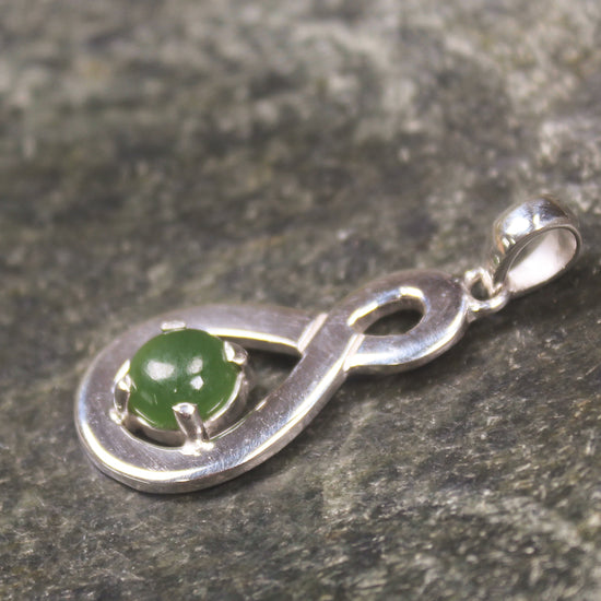Hapopo Pounamu pendant set in Sterling Silver - NZ Greenstone