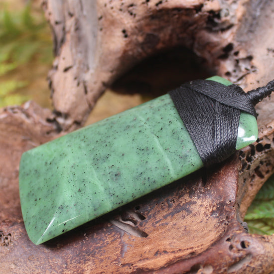 Hapopo Pounamu Toki
