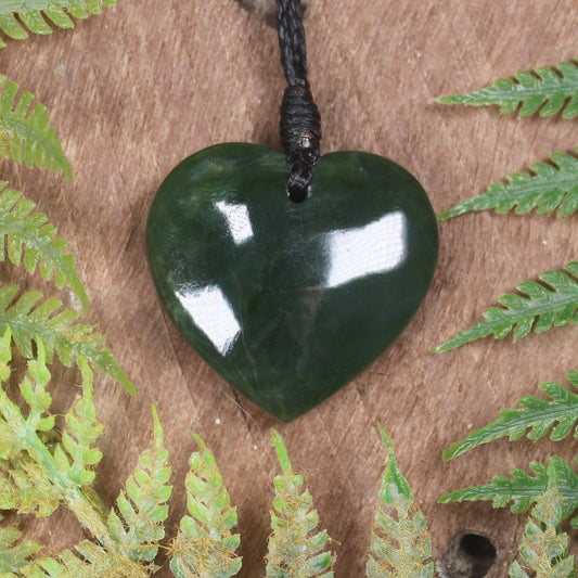 Heart carved from Kawakawa Pounamu - NZ Greenstone