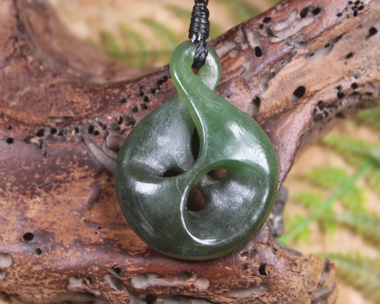 NZ Greenstone Small Twist Pendant (BB743) Rimu Pounamu