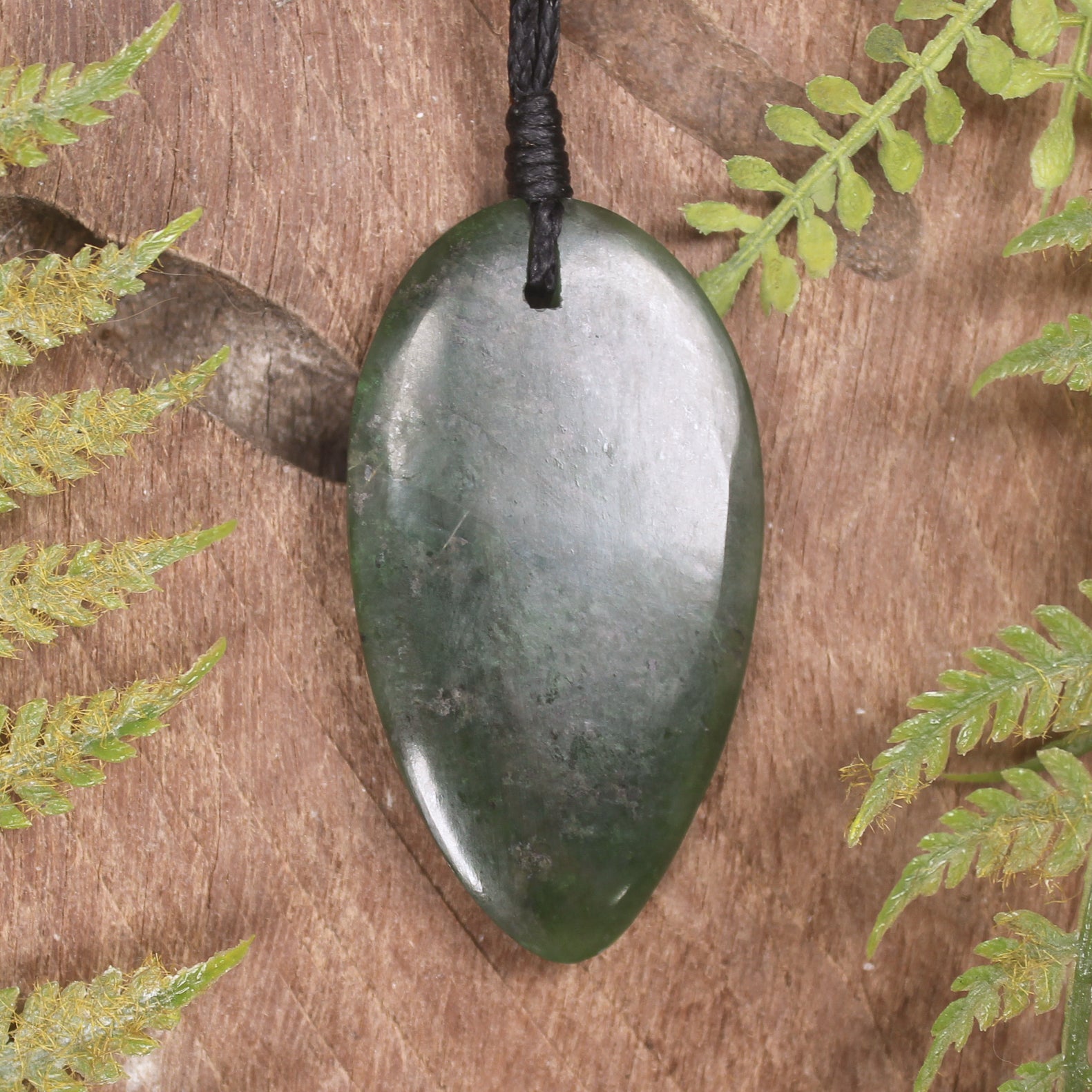 Rimu Pounamu Roimata Pendant - NZ Greenstone