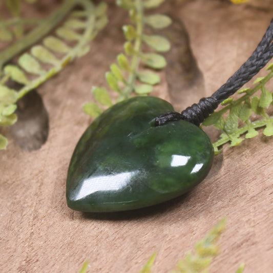 Heart carved from Kawakawa Pounamu - NZ Greenstone
