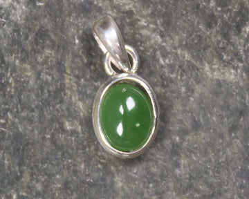 Hapopo Pounamu pendant set in Sterling Silver - NZ Greenstone