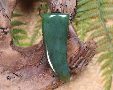 Hapopo Pounamu Tooth