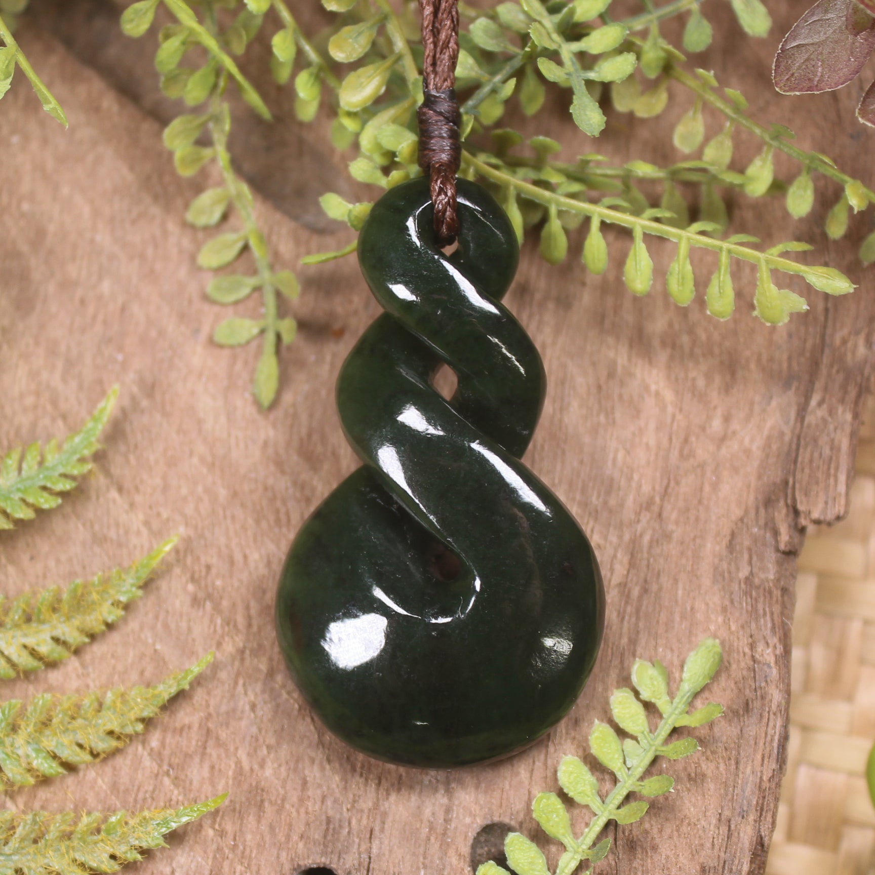 Twist carved from Rimu Pounamu - NZ Greenstone