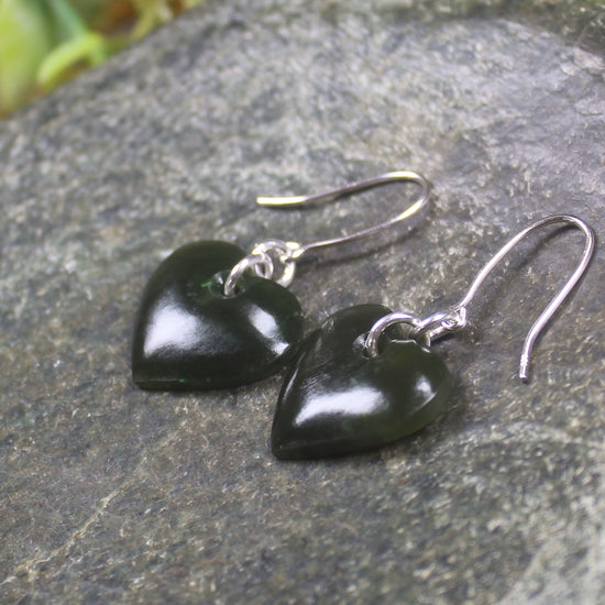Heart Earrings carved from Kawakawa Pounamu - NZ Greenstone