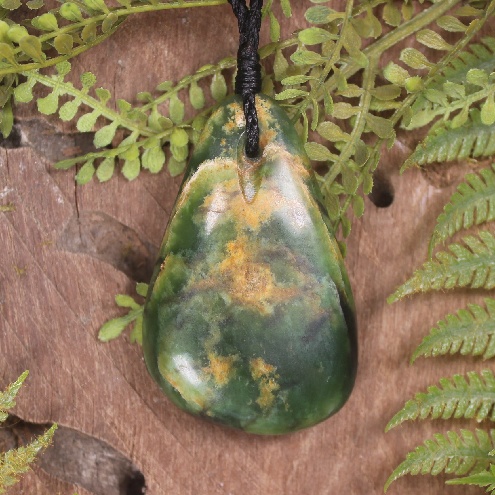 Flower Jade Pounamu - NZ Greenstone