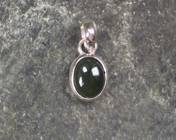 Kawakawa Pounamu pendant set in Sterling Silver - NZ Greenstone