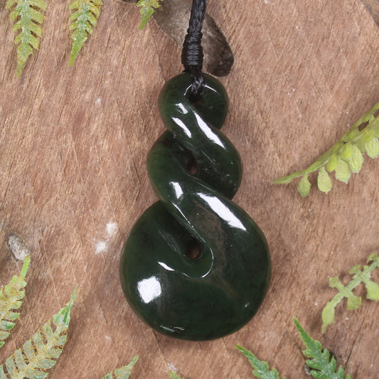 Twist carved from Kawakawa Pounamu - NZ Greenstone