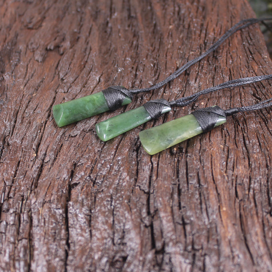 Toki or Adze Pendant carved from Hapopo Pounamu - NZ Greenstone