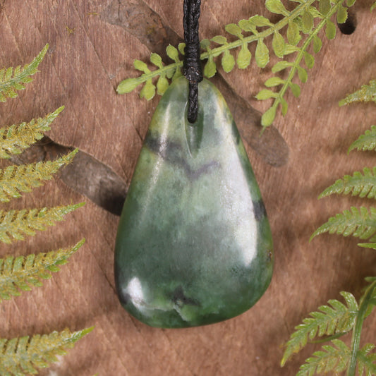 Flower Jade Pounamu - NZ Greenstone