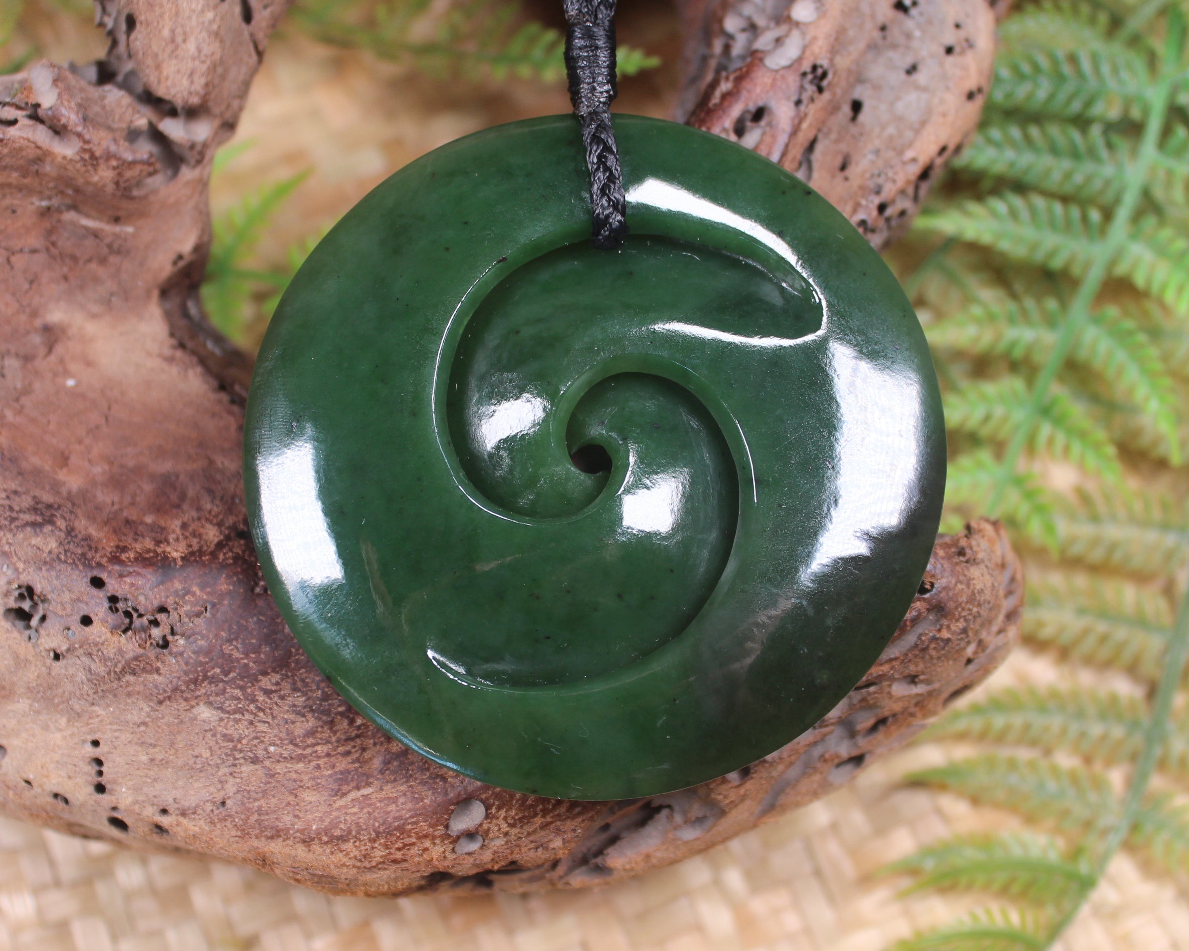 Koru pendant carved from Kawakawa Pounamu - NZ Greenstone