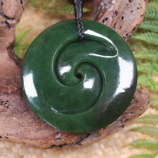 Koru pendant carved from Kawakawa Pounamu - NZ Greenstone