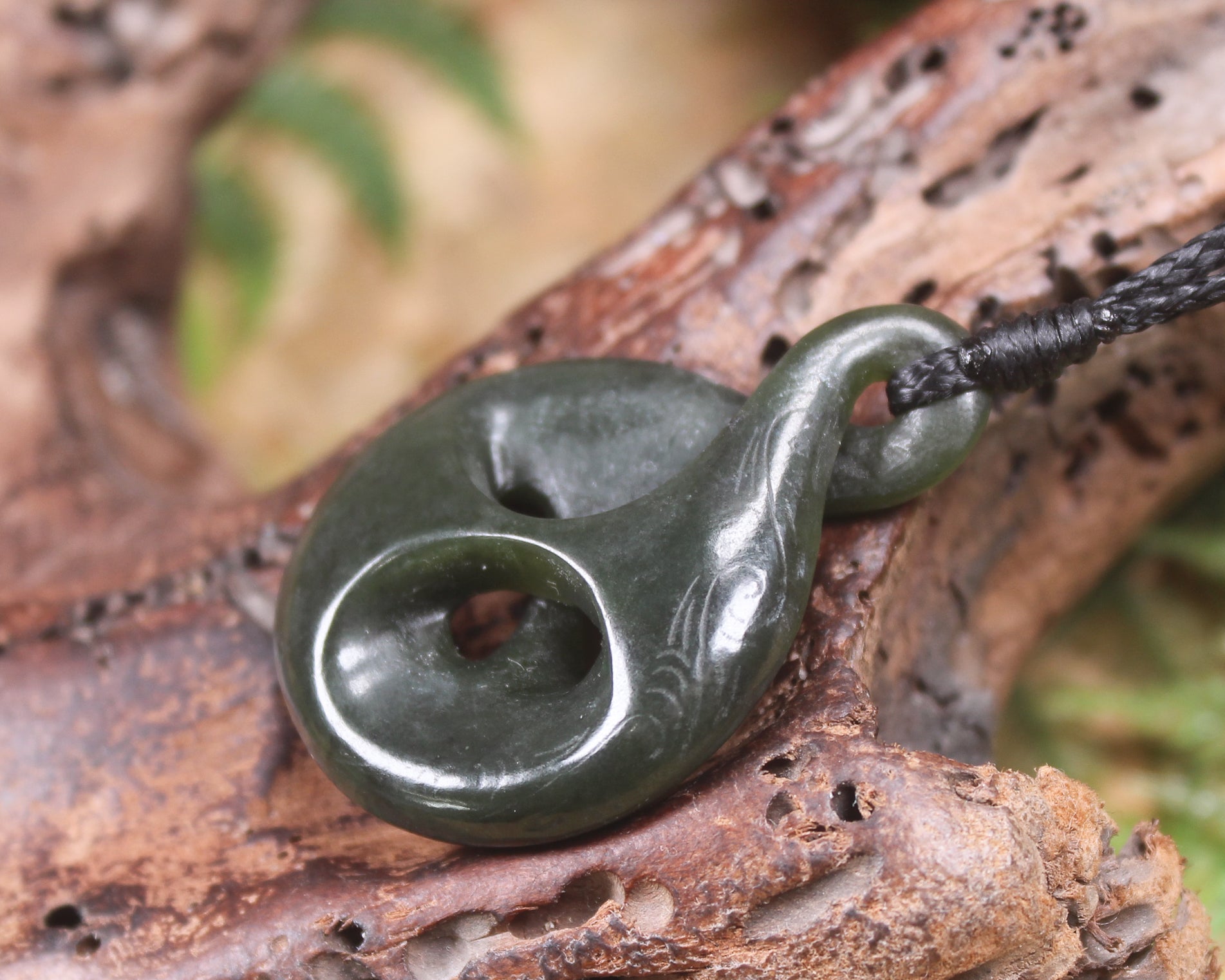 Twist carved from Rimu Pounamu - NZ Greenstone