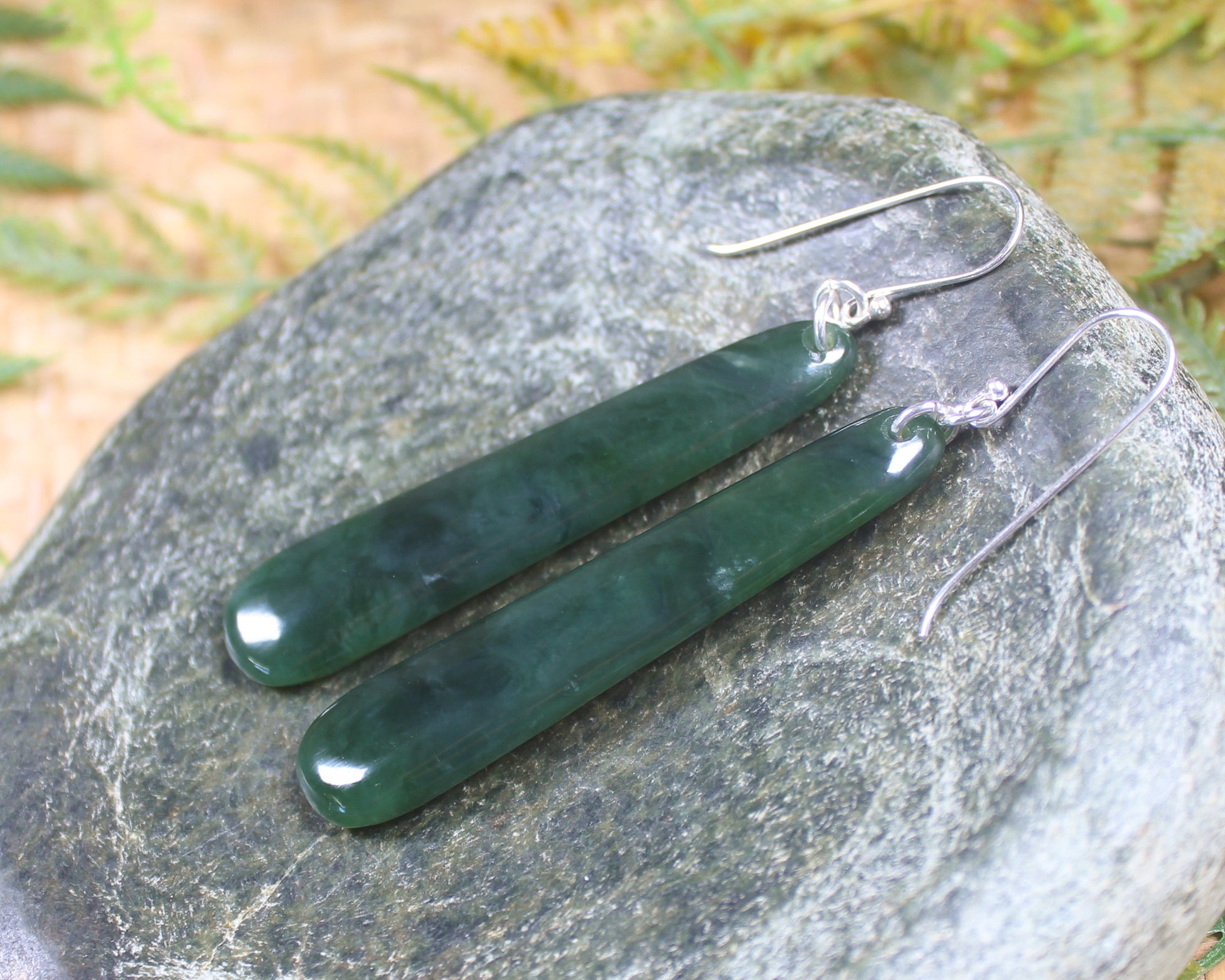 Roimata or Teardrop earrings carved from Kawakawa Pounamu - NZ Greenstone