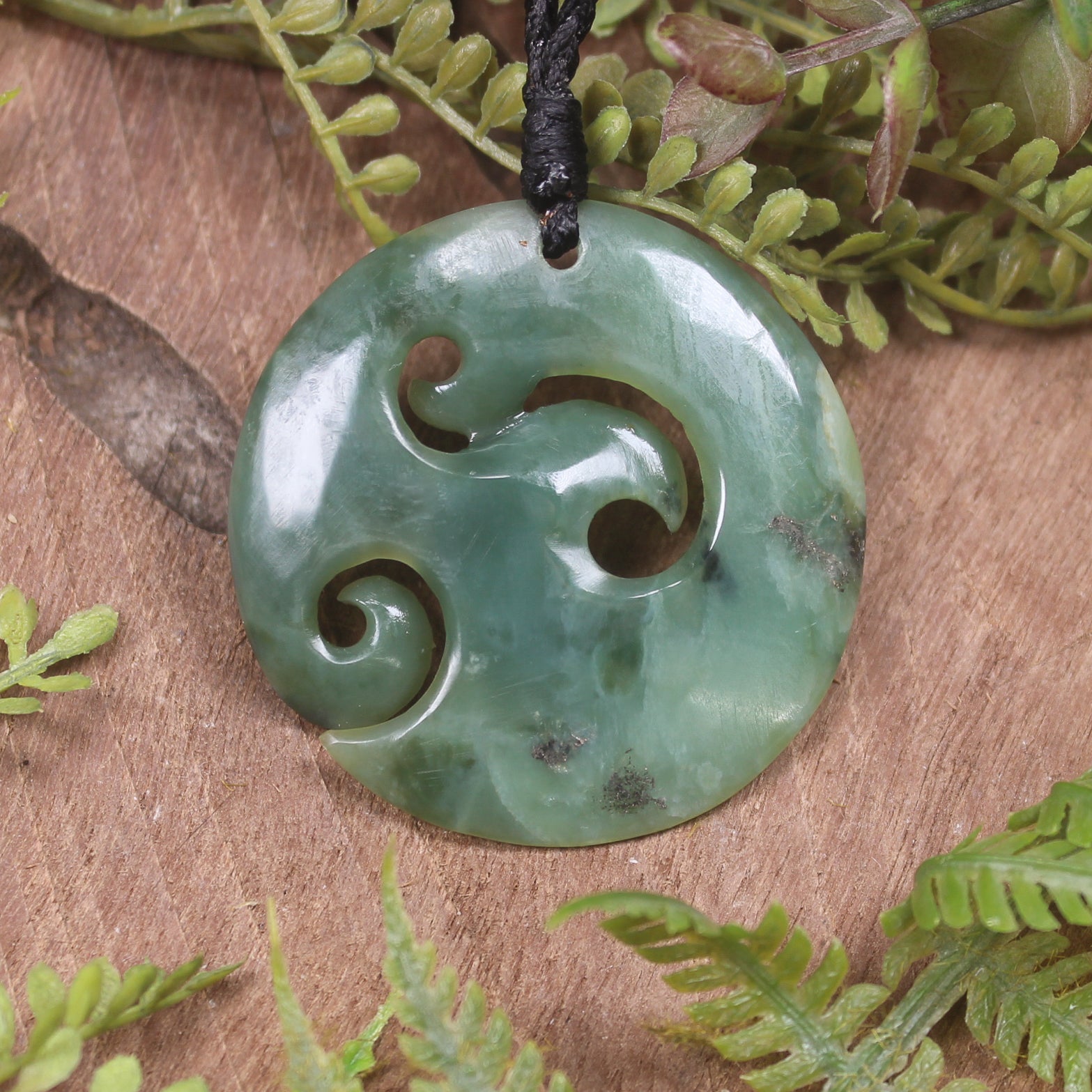 Inanga Koru pendant - NZ Greenstone