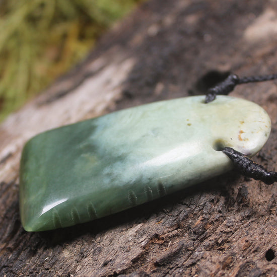 Inanga Pounamu Toki