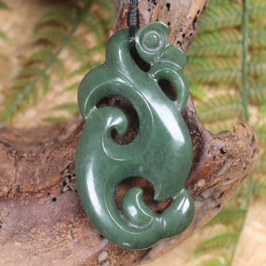 Manaia carved from Kawakawa Pounamu - NZ Greenstone