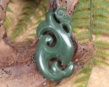 Manaia carved from Kawakawa Pounamu - NZ Greenstone