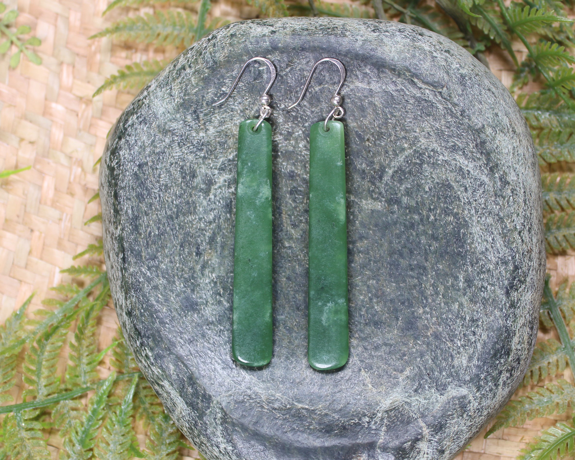 Roimata or Teardrop earrings carved from Hapopo Pounamu - NZ Greenstone