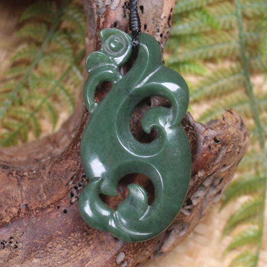 Manaia carved from Kawakawa Pounamu - NZ Greenstone