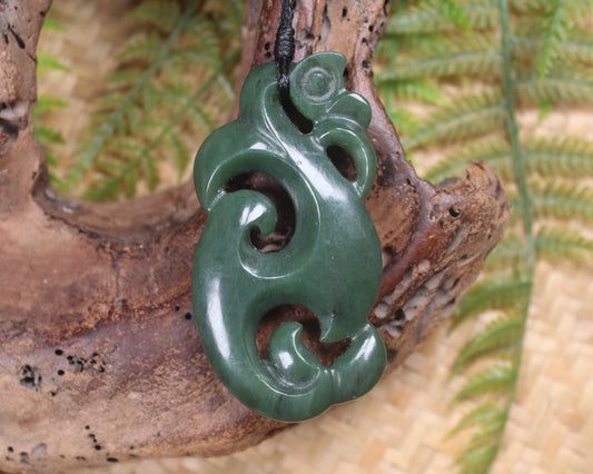 Manaia carved from Kawakawa Pounamu - NZ Greenstone